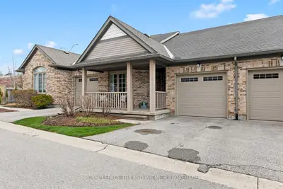 215 North Centre Road 20, London North, On N5x 4e3