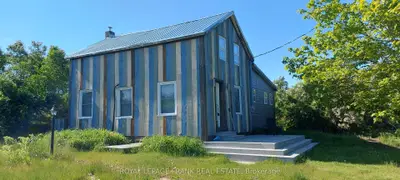 83 Store Street, Tweed, On K0k 3j0