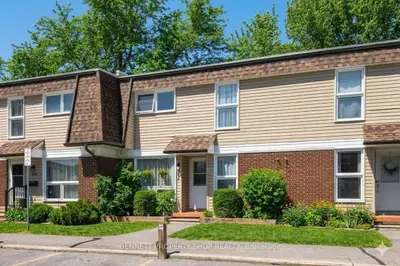 156 Rutherford Court, Kanata, On K2k 1n6