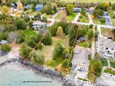 297 Lakeshore Road N, Meaford, On N4l 0a7