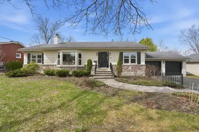 880 Melwood Avenue, Mckellar Heights - Glabar Park And Area, On K2a 3c3
