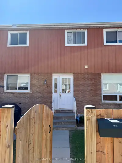 17 Tracey Park Drive 25, Belleville, On K8p 4r4