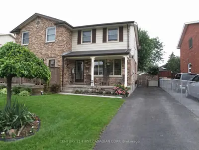 122 Garland Lane, London East, On N5v 3k8