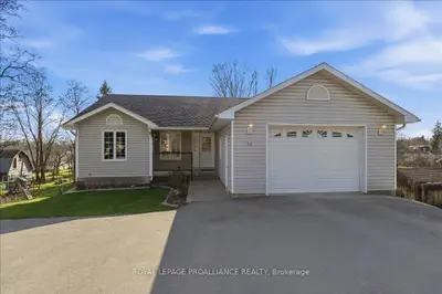52 Horace Avenue, Centre Hastings, On K0k 2k0