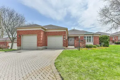 60 Rosecliffe Crescent 8, London South, On N6k 4e5