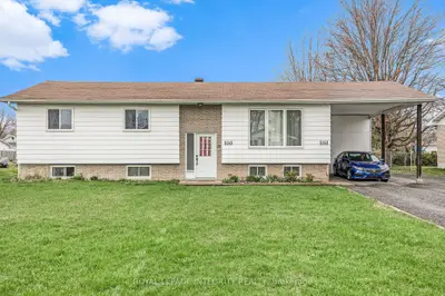 22 Dollard Street B, Russell, On K0a 1w0