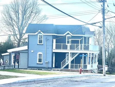400 Water Street, Alfred And Plantagenet, On K0b 1l0