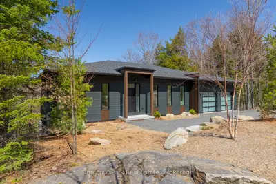25 Deerhurst Highlands Drive, Huntsville, On P1h 1b1