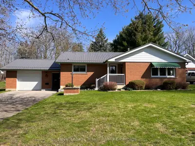 16 Brock Street W, Norwich, On N0j 1p0
