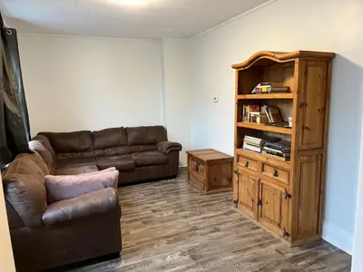 14 Albert Street, Welland, On L3b 4l2