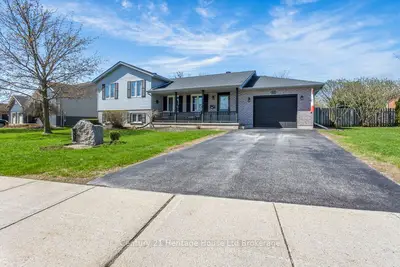 93 Glendale Drive, Tillsonburg, On N4g 1j9