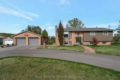 256 South Trent Street, Quinte West, On K0k 2c0