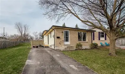176 Poplar Place, London South, On N6e 2x8