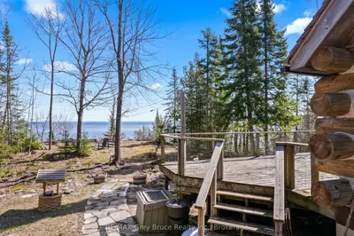 126 Mckague Road, Northern Bruce Peninsula, On N0h 1w0