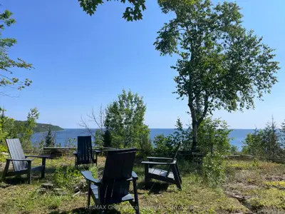 126 Mckague Road, Northern Bruce Peninsula, On N0h 1w0