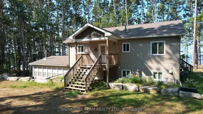 1796 C Round Lake Road, Killaloe, Hagarty And Richards, On K0j 2a0