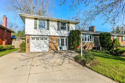 351 Base Line Road W, London South, On N6j 1w5