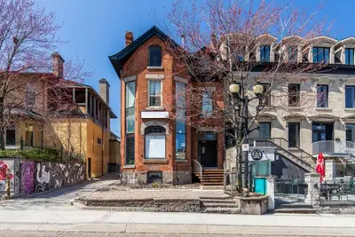 38 Hess Street S, Hamilton, On L8p 3n1