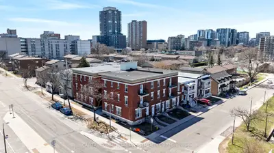 60 Cobourg Street, Lower Town - Sandy Hill, On K1n 8g8