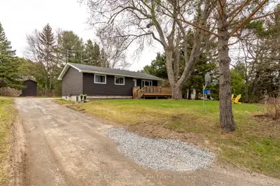 17 Gullins Road, Huntsville, On P1h 1m6