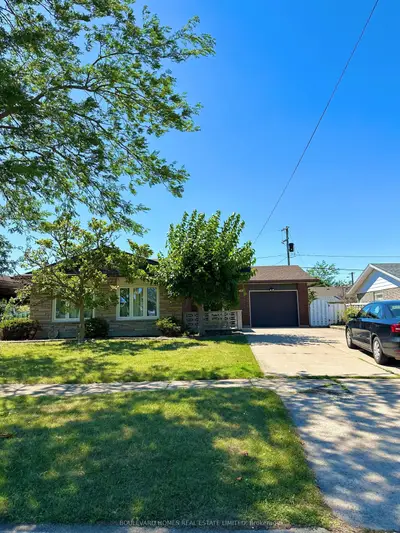 66 Watt Avenue, Welland, On L3b 1j3