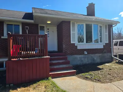 176 Oakridge Boulevard, Meadowlands - Crestview And Area, On K2g 2v2