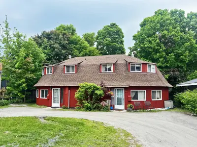 17 - 19 Church Street, Parry Sound, On P2a 1y2
