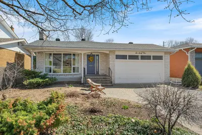 665 Golden Avenue, Carlingwood - Westboro And Area, On K2a 2g3