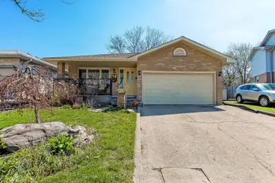79 Ashley Crescent, London South, On N6e 3p8