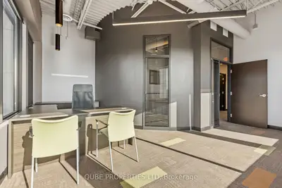 2310 St Laurent Boulevard 302-306, Hunt Club - South Keys And Area, On K1g 5h9