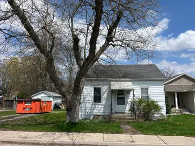163 Simpson Street, Southwest Middlesex, On N0l 1m0