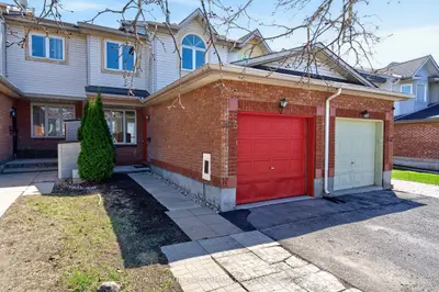 3835 Crowsnest Avenue, Hunt Club - Windsor Park Village And Area, On K1v 1k4
