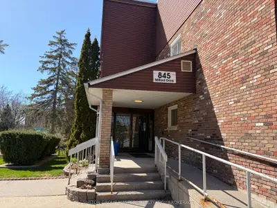 845 Milford Drive 317, Kingston, On K7p 1a7