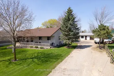 2300 Egremont Drive, Adelaide Metcalfe, On N7g 3h6