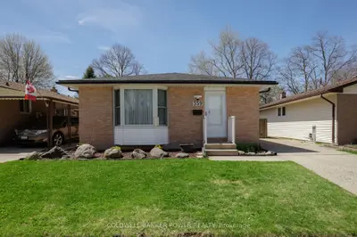 359 Speight Boulevard, London East, On N5v 3j8