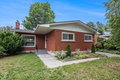 2389 Sheldon Avenue, Parkway Park - Queensway Terrace S And Area, On K2c 1k4