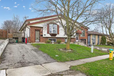159 Dover Street, Woodstock, On N4s 3m2