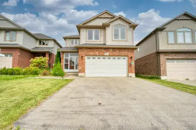 1036 Oakcrossing Road, London North, On N6h 0a8