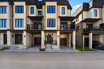 143 Elgin Street 84, Cambridge, On N1r 0e1
