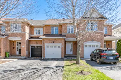 915 Schooner Crescent, Blossom Park - Airport And Area, On K1v 1y3