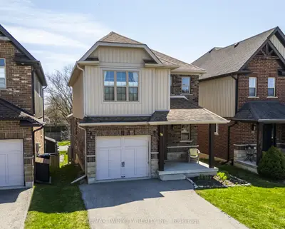 90 Captain Mccallum Drive, Wilmot, On N3a 0b7