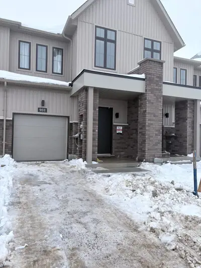 931 Douro Street, Stratford, On N5a 0m2