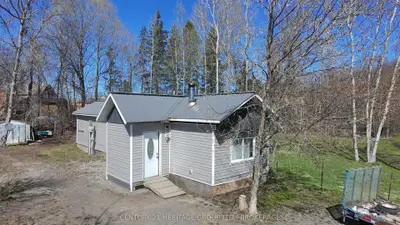 10 Wilson Street, Rideau Lakes, On K0g 1e0