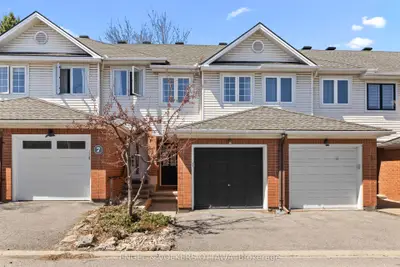 9 Festive Private, Carlington - Central Park, On K2c 4a1