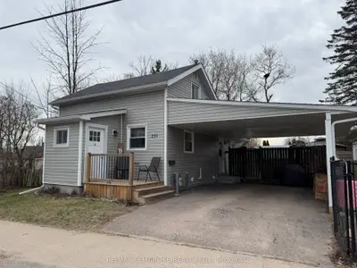 231 Douglas Street, Pembroke, On K8a 5l4