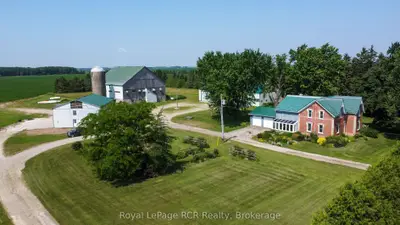 7120 Sixth Line, Centre Wellington, On N0b 1j0