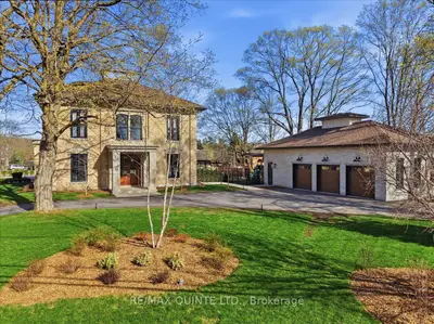 88 Bridge Street, Prince Edward County, On K0k 2t0