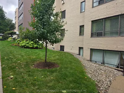 650 Cheapside Street B1, London East, On N5y 5j8