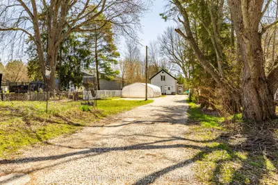 243 Queen Street W, South Bruce Peninsula, On N0h 1p0