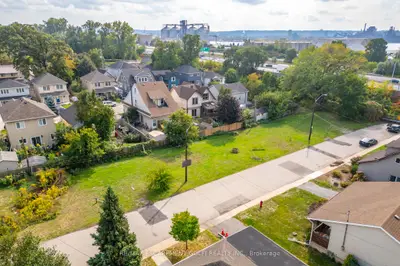 10 Knapmans Drive, Hamilton, On L8h 7e8